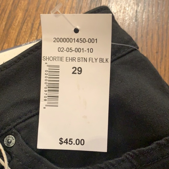 NWT. Bootlegger shorts - Picture 2 of 5